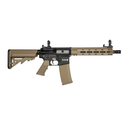 replika karabinu asg specna arms emka ustawiona bokiem lufa w prawo