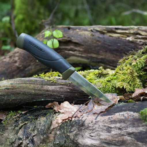 Nóż Morakniv Companion HeavyDuty MG Carbon Olive