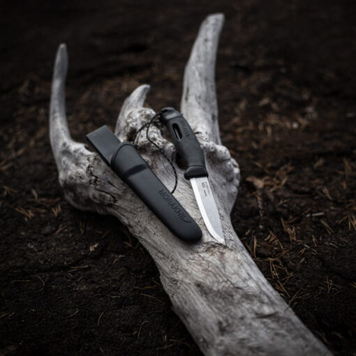 Nóż Morakniv Companion Spark Stainless Czarny