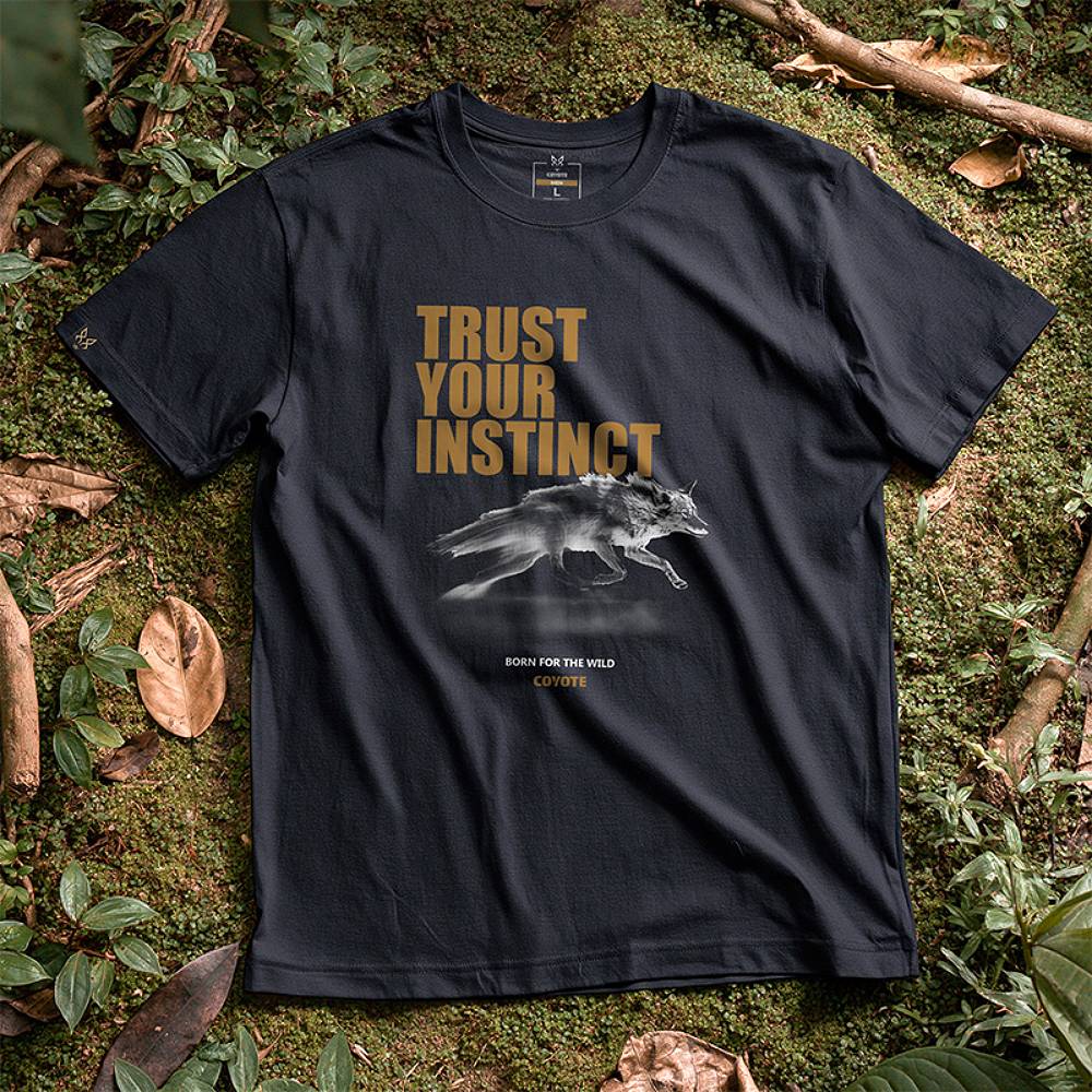 Koszulka Coyote Trust Your Instinct Black